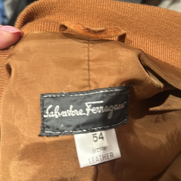 100% authentic Salvatore Ferragamo leather jacket - Picture 9 of 10